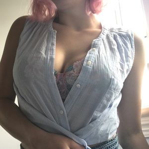 Joie sleeveless summery preppy blouse